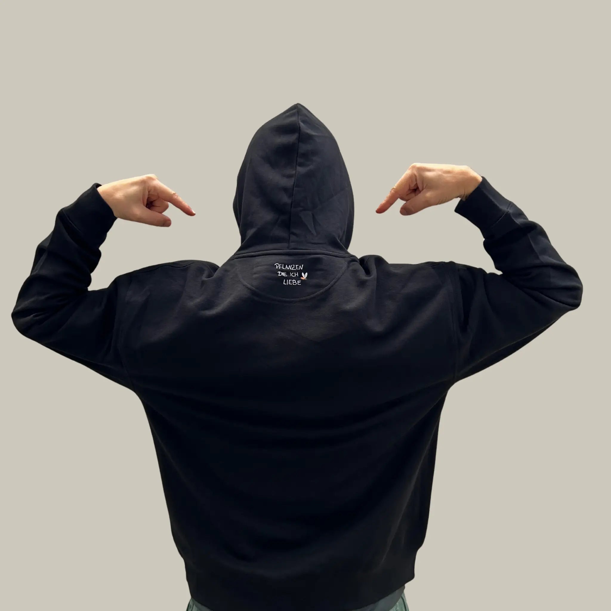 airpaq-robinga-hoodie-unisex-upcycling-hoodie image 3