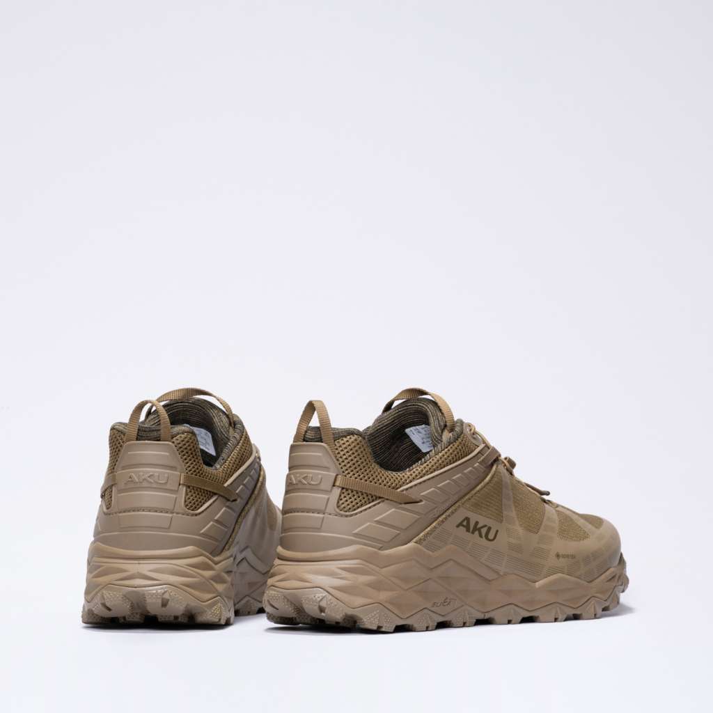 aku-flyrock-t-gtx-unisex-fast-hiking-schuh-coyote image 3