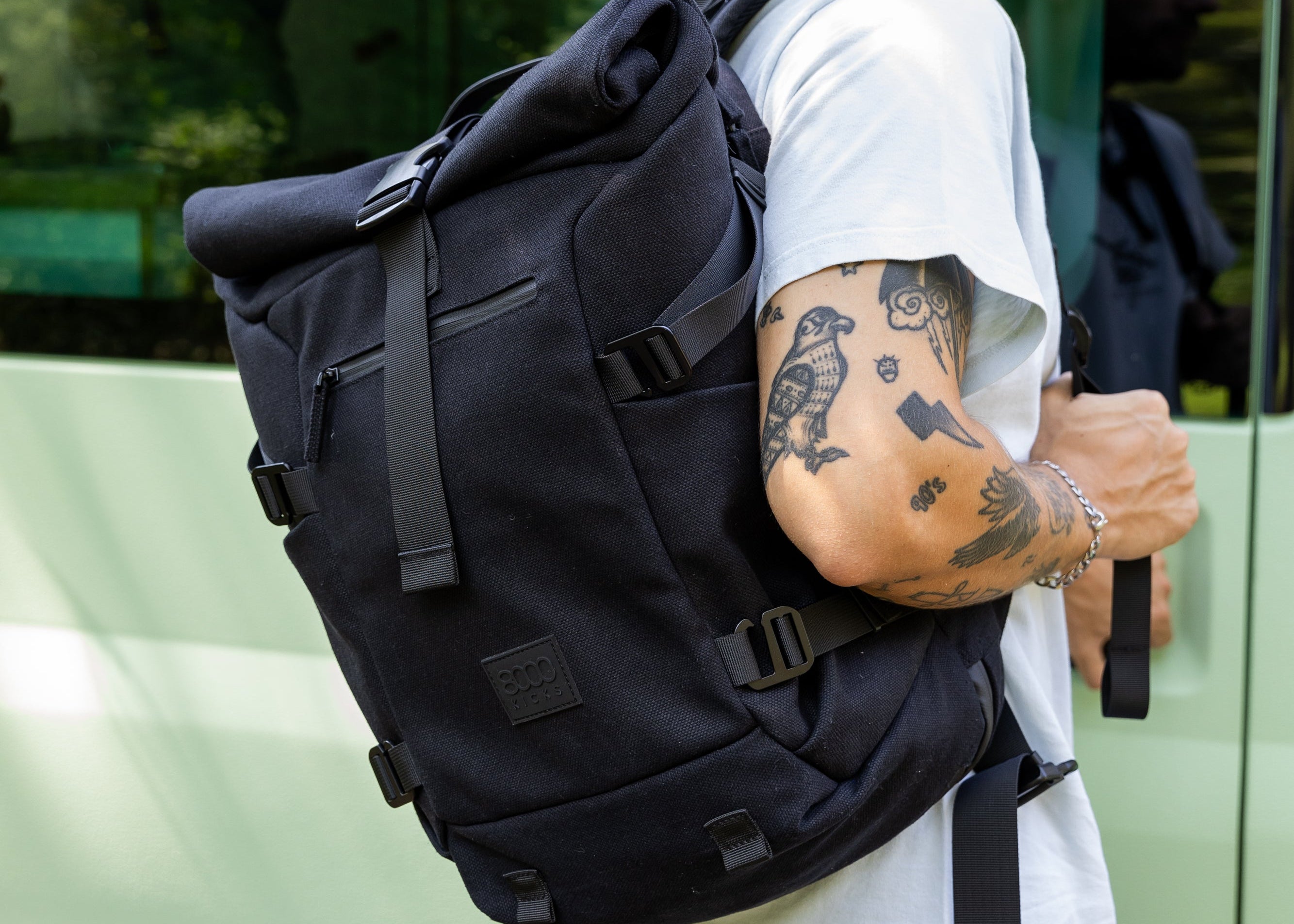 8000kicks-nomad-hanf-rolltop-rucksack-20-45l-full-black-wasserabweisend image 6