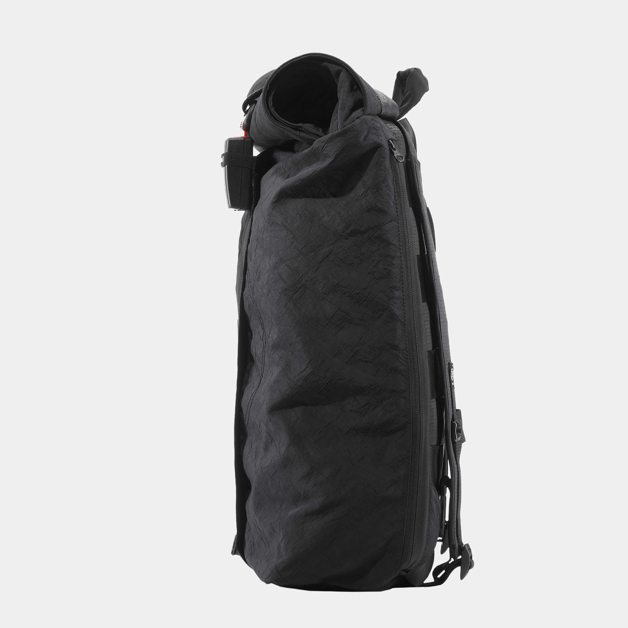 airpaq-rolltop-biq-rucksack-35l-airbag-upcycling image 6