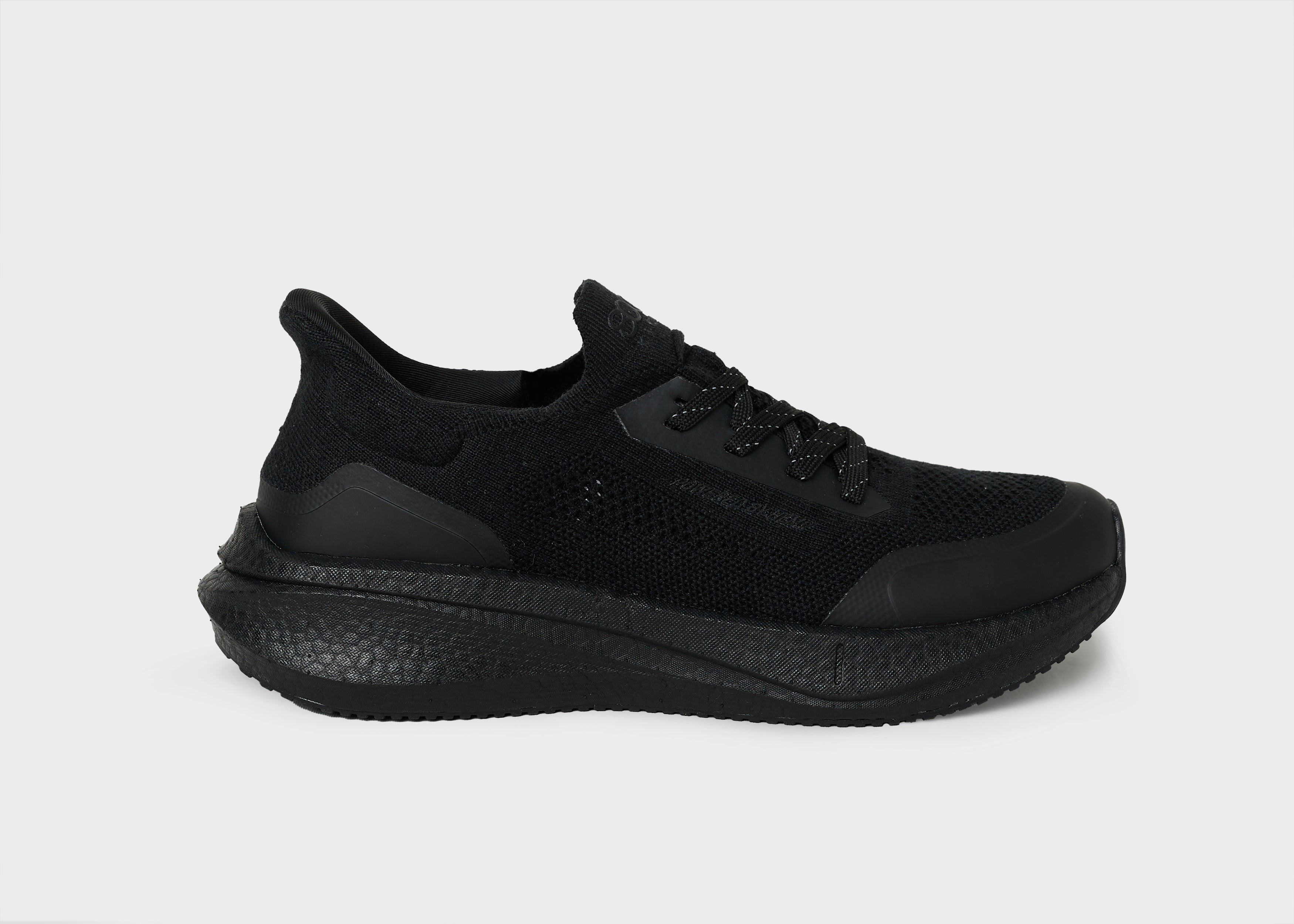 8000kicks-runners-herren-nachhaltiger-hanf-sneaker-full-black image 1