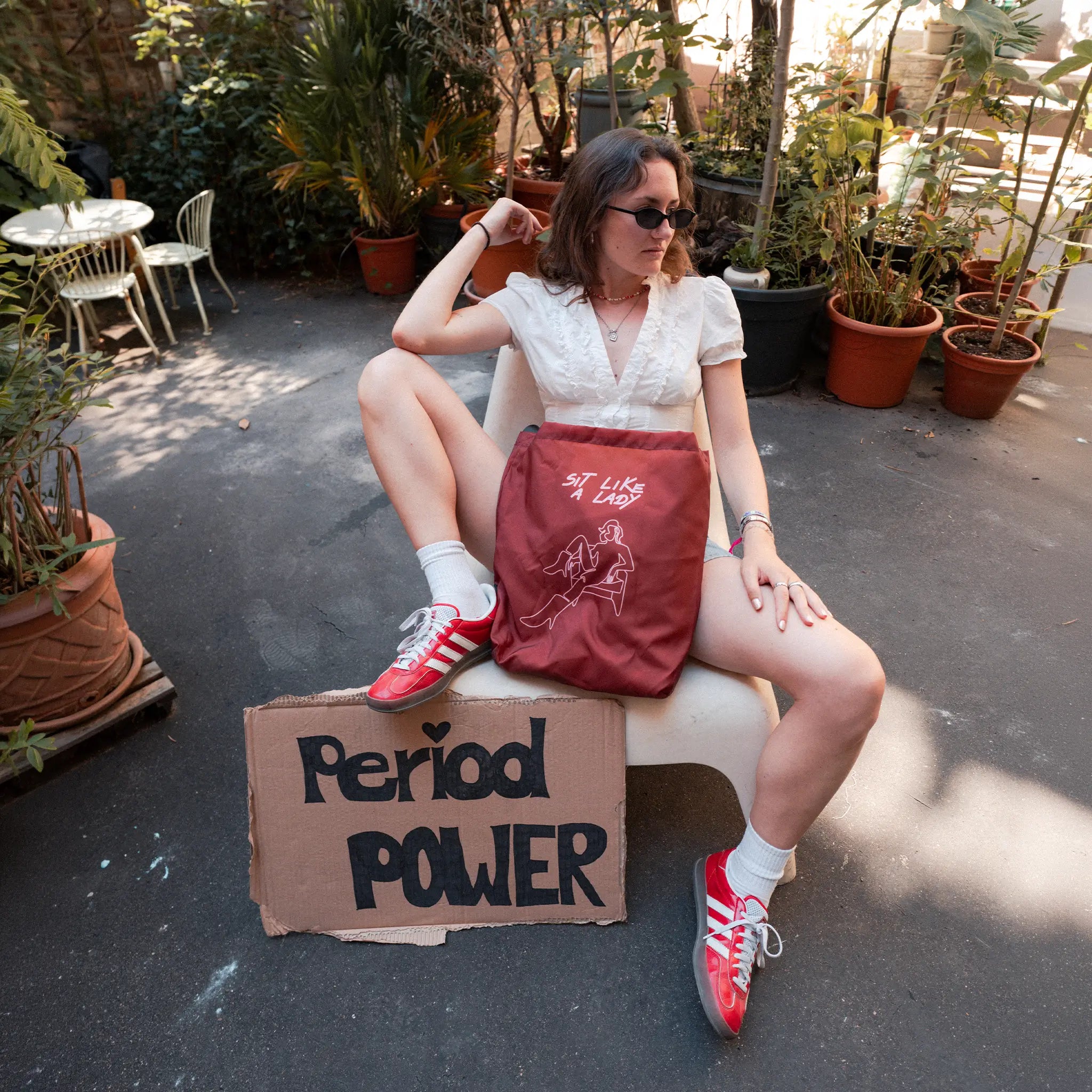 airpaq-period-power-tote-baq-upcycling-tasche-aus-sicherheitsgurt image 7