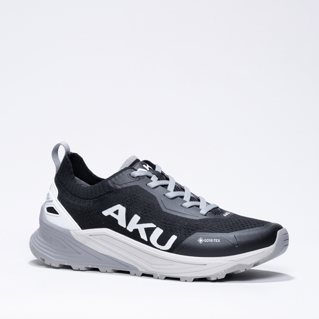 aku-aira-v-light-gtx-ws-schwarz-grau-damen-outdoorschuh image 1