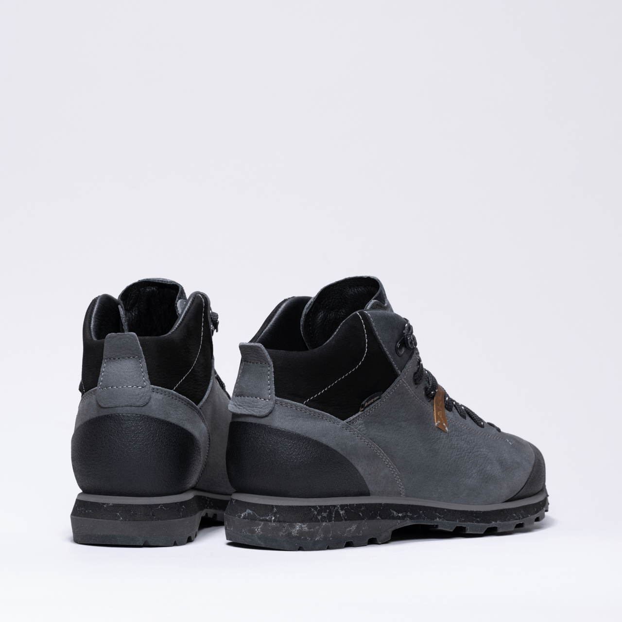 aku-bellamont-iv-nbk-mid-gtx-unisex-mid-cut-stiefel-grigio image 3