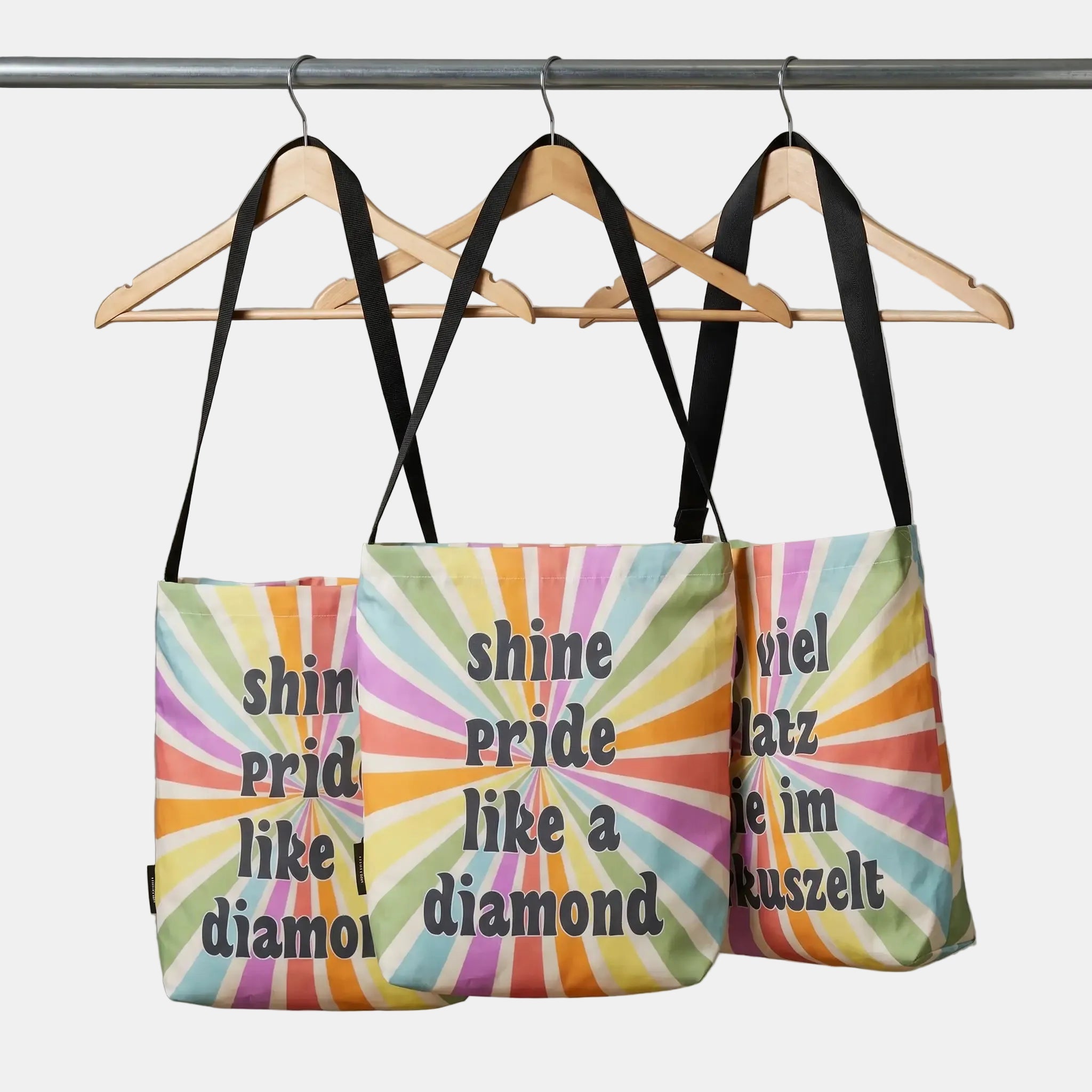airpaq-csd-paket-3x-pride-tote-baq-upcycling-tasche image 2