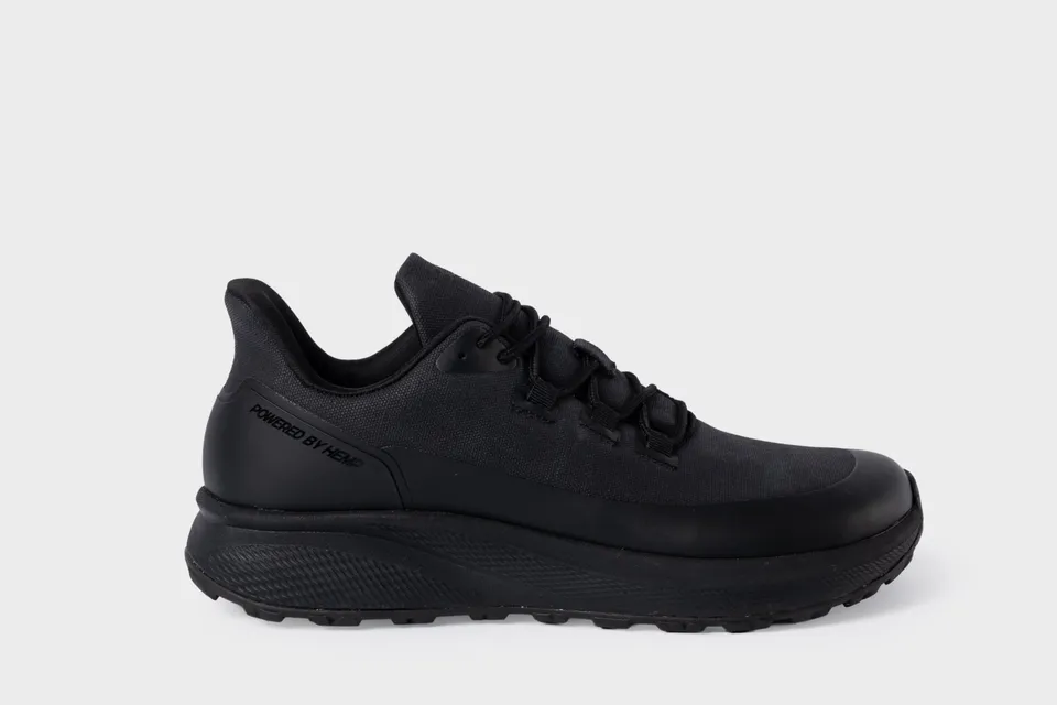 8000kicks-trekker-wide-toe-box-damen-sneaker-full-black image 1