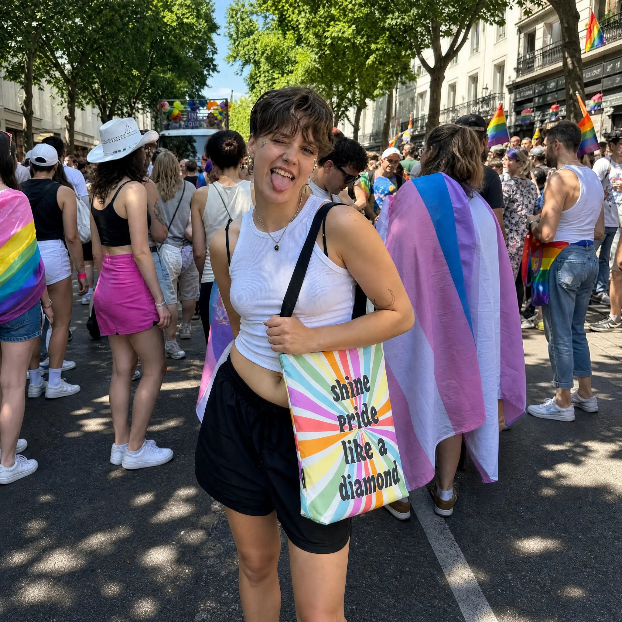 airpaq-pride-tote-baq-zirkuszelt-upcycling-shopper-15l image 6