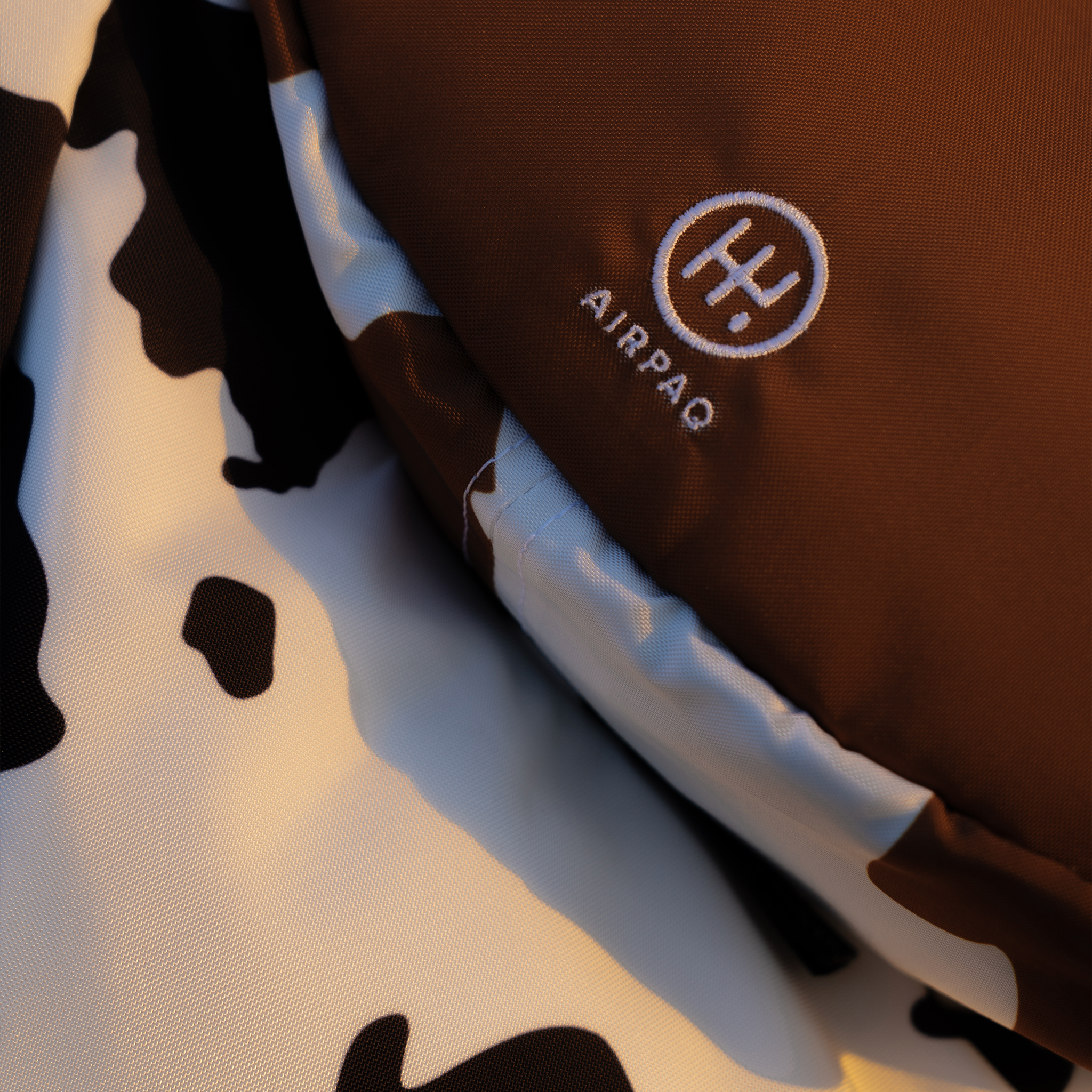 airpaq-moo-baq-mini-upcycling-tasche-sonderedition-lebenshof-3l image 7
