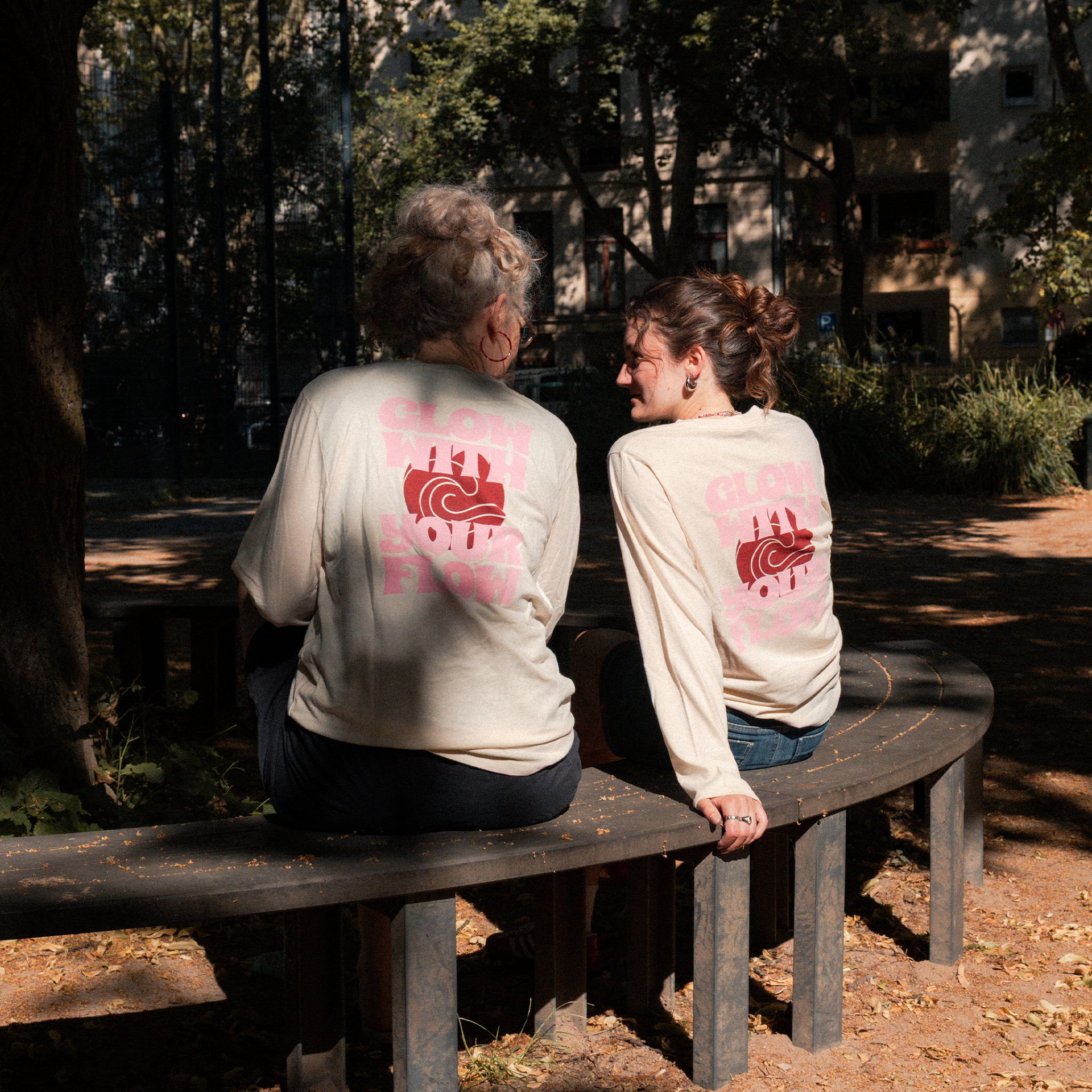 airpaq-period-power-longsleeve-shirt-uterus-edition image 5