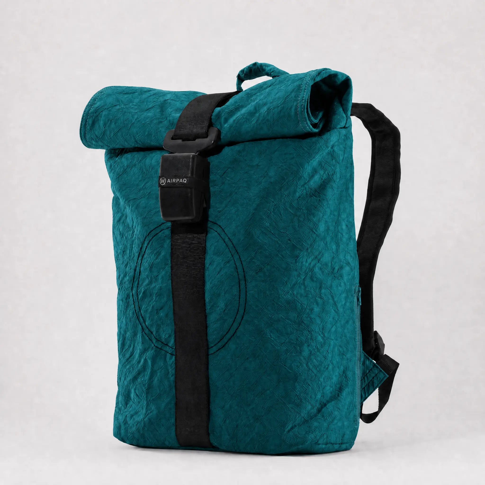airpaq-rolltop-rucksack-ocean image 2