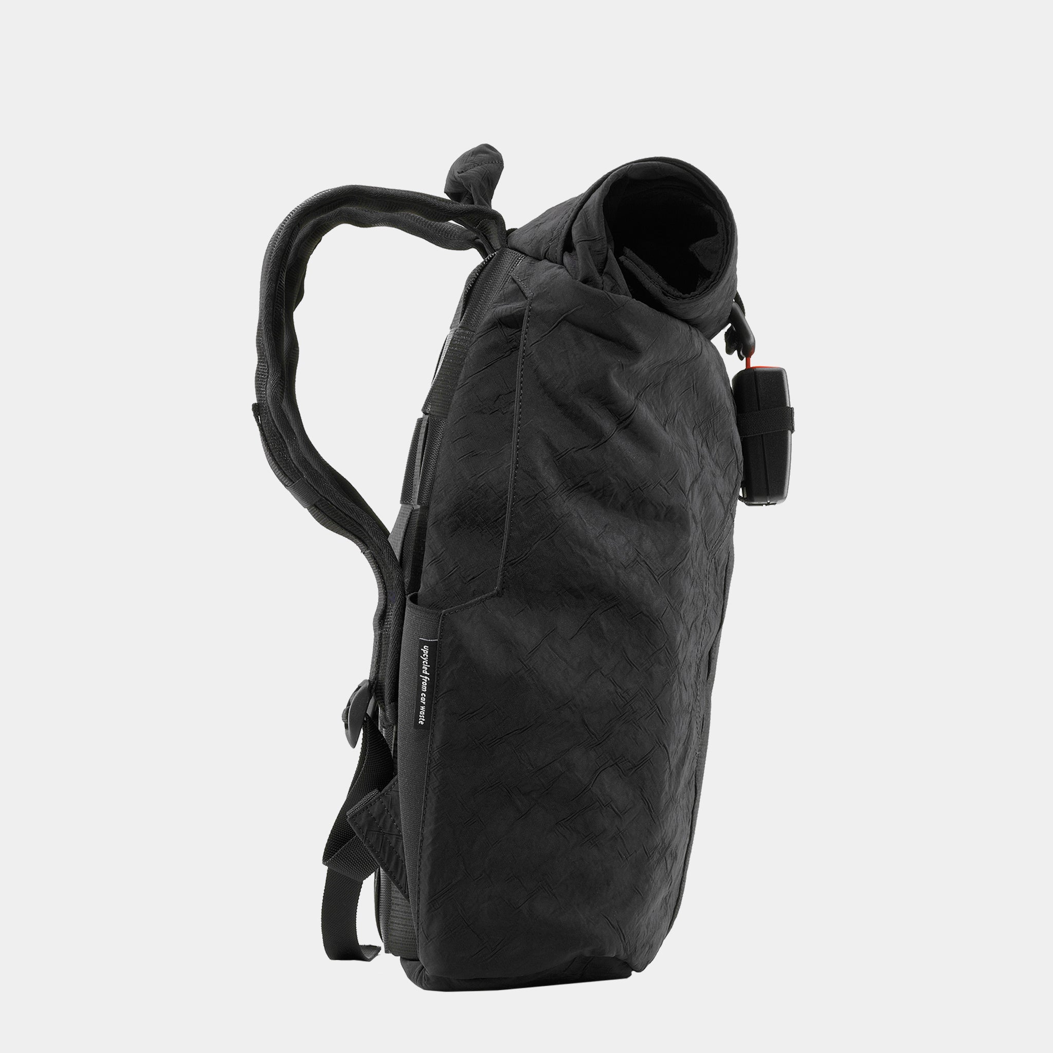 airpaq-rolltop-21l-rucksack-aus-airbags-mit-15-zoll-laptopfach image 5