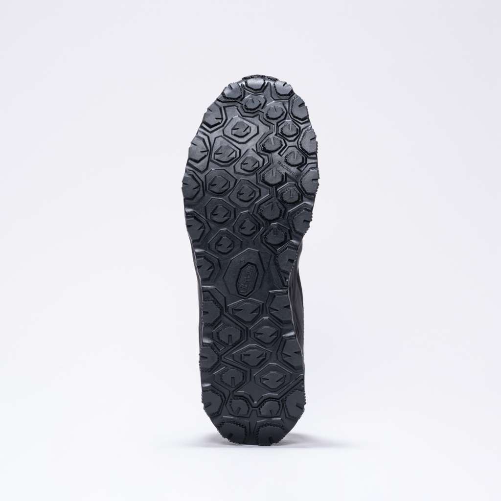 aku-flyrock-t-multiutility-schuh-schwarz-unisex image 5