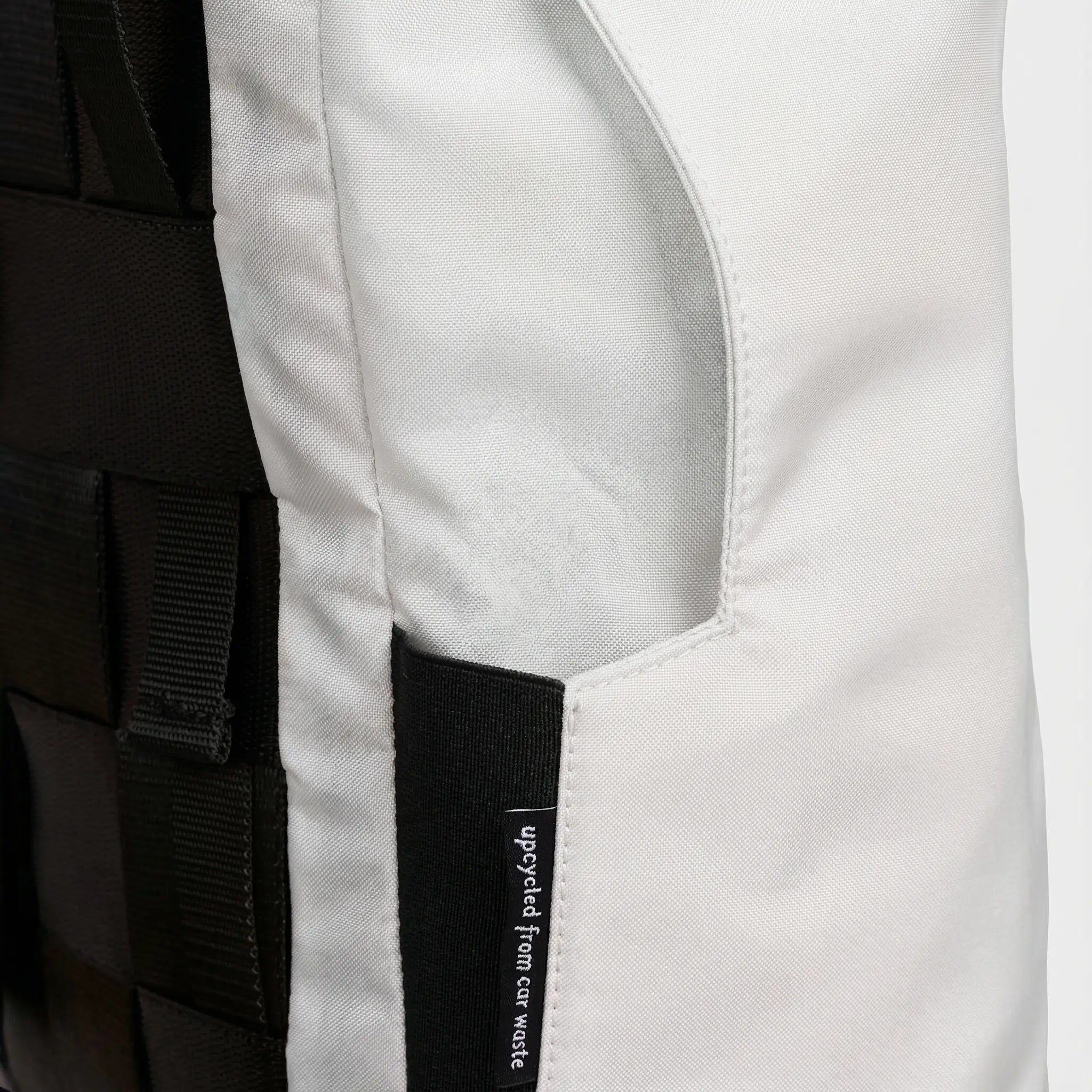 airpaq-rolltop-biq-rucksack-undyed-upcycling image 5