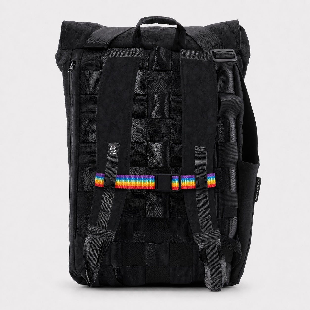 airpaq-pride-biq-rolltop-rucksack-35l-upcycling image 3
